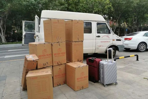 金塔行李托运公司